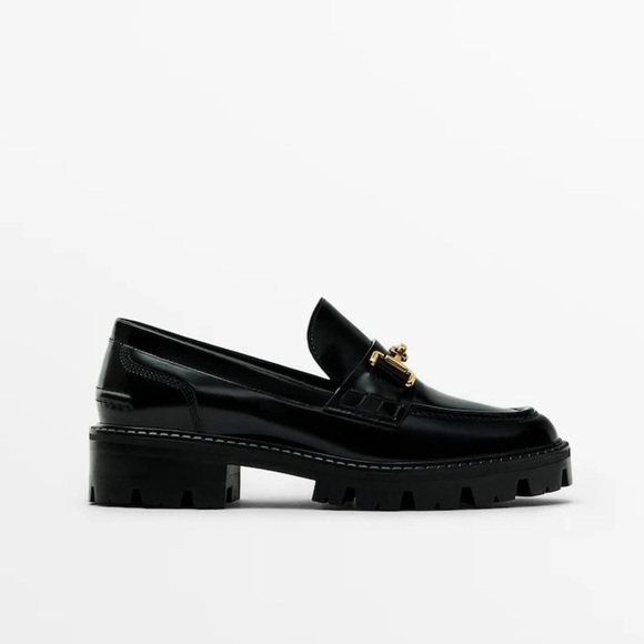 NWOT. Massimo Dutti Black Lug Sole Loafers. Size 6. - Picture 1 of 7